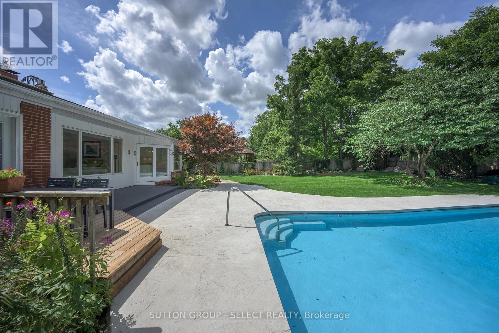 10 Northcrest Drive, London North, Ontario  N5X 3V8 - Photo 32 - X13720608
