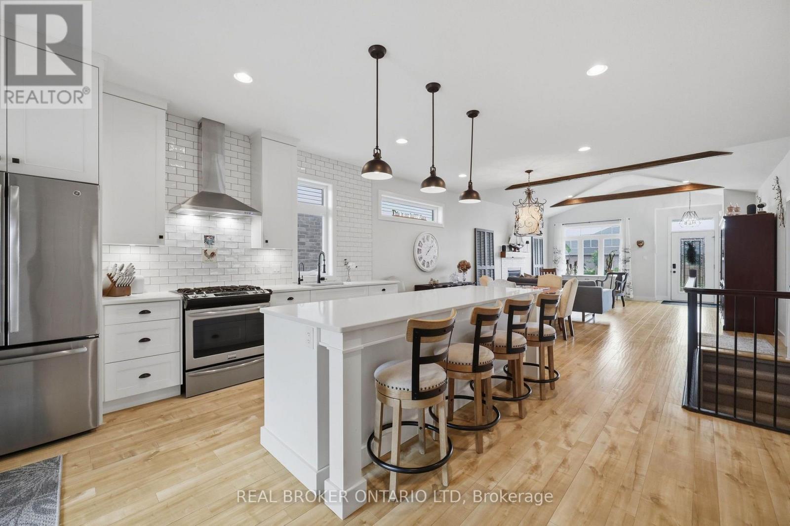 4 Doral Court, St. Thomas, Ontario  N5R 0G3 - Photo 3 - X13720612