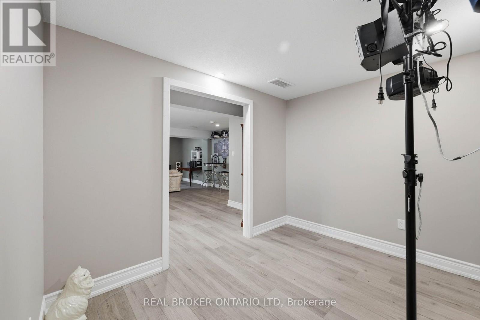 4 Doral Court, St. Thomas, Ontario  N5R 0G3 - Photo 32 - X13720612