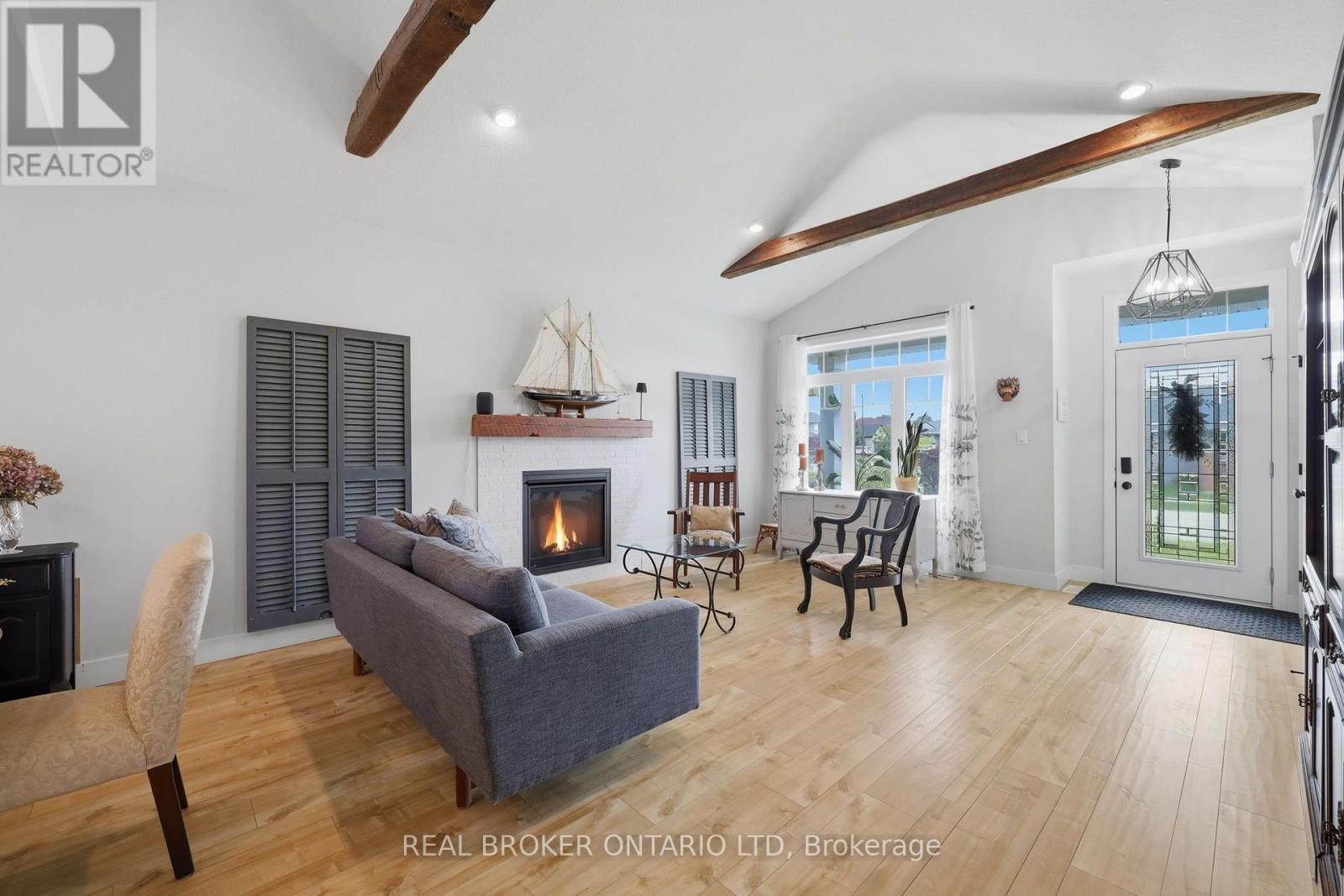 4 Doral Court, St. Thomas, Ontario  N5R 0G3 - Photo 4 - X13720612