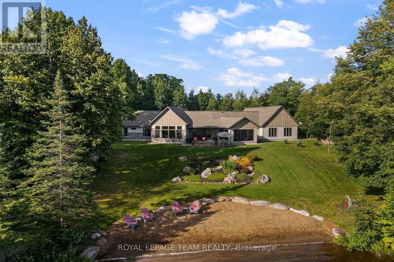 36 Cub Scout Crescent — photo 2