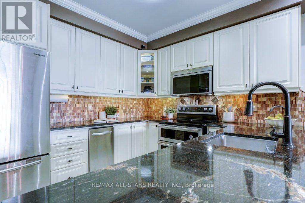 13 - 46 Lovegrove Lane, Ajax, Ontario  L1S 0E7 - Photo 10 - E13720602