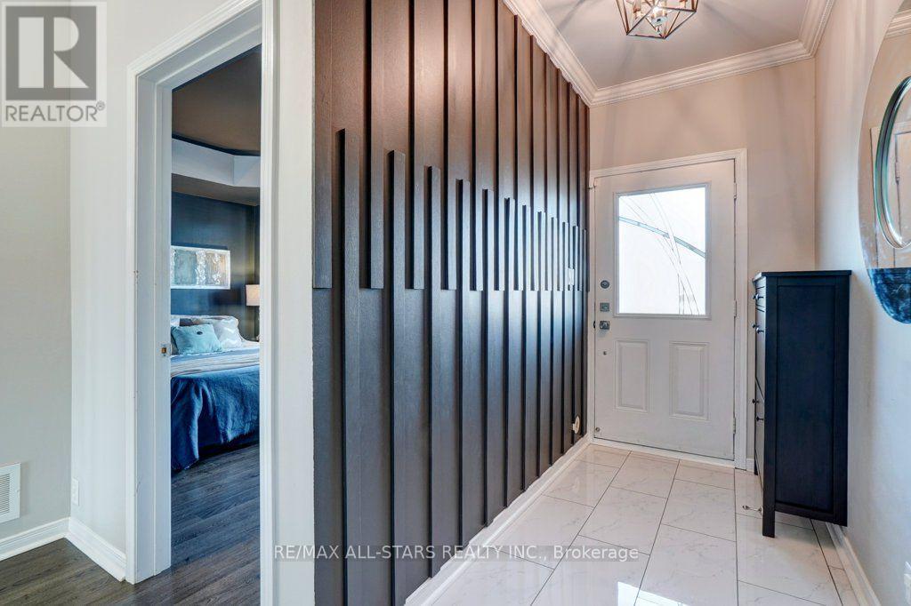 13 - 46 Lovegrove Lane, Ajax, Ontario  L1S 0E7 - Photo 4 - E13720602