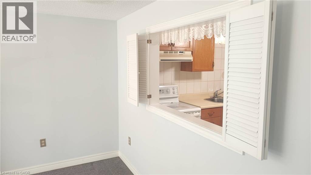 144 Huntingwood Avenue Unit# Bsmt, Dundas, Ontario  L9H 6X7 - Photo 4 - 40858985