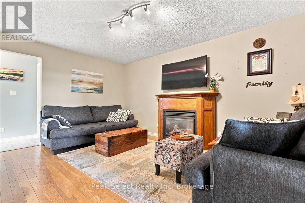 180 Ridgewood Crescent, St. Marys, Ontario  N4X 1E8 - Photo 15 - X13720592
