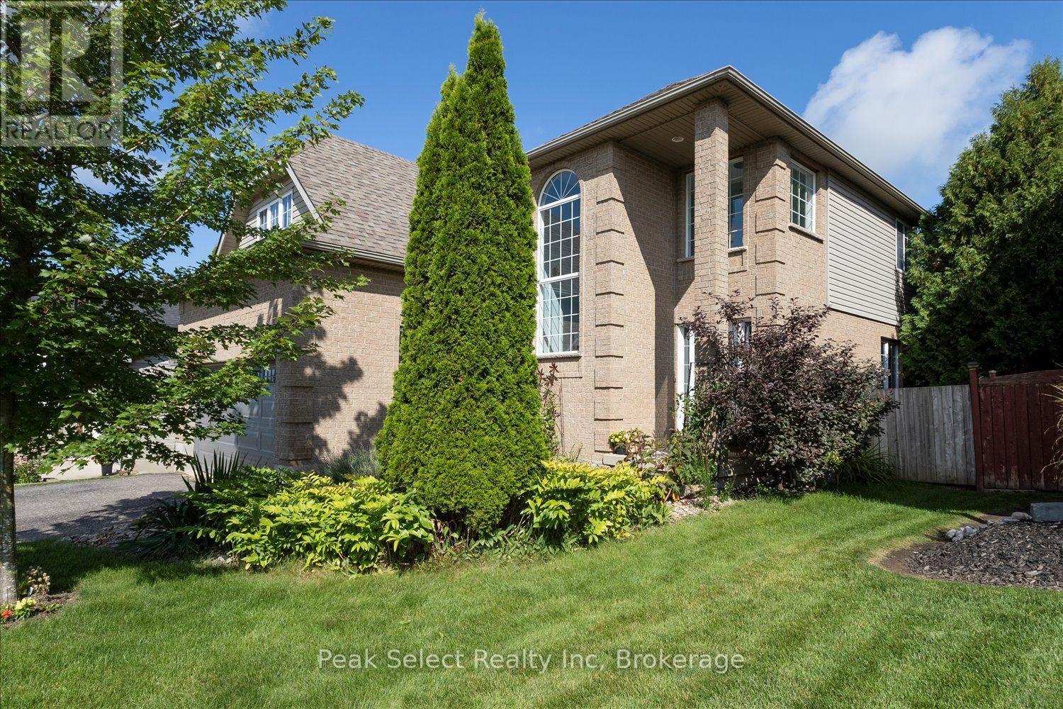 180 Ridgewood Crescent, St. Marys, Ontario  N4X 1E8 - Photo 2 - X13720592