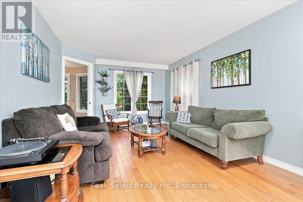 180 Ridgewood Crescent, St. Marys, Ontario  N4X 1E8 - Photo 7 - X13720592