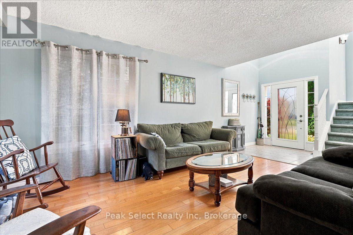 180 Ridgewood Crescent, St. Marys, Ontario  N4X 1E8 - Photo 8 - X13720592