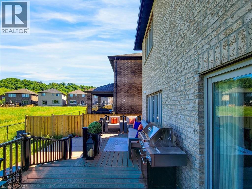 27 Riesling Court, Hamilton, Ontario  L8G 5H2 - Photo 34 - 40834852
