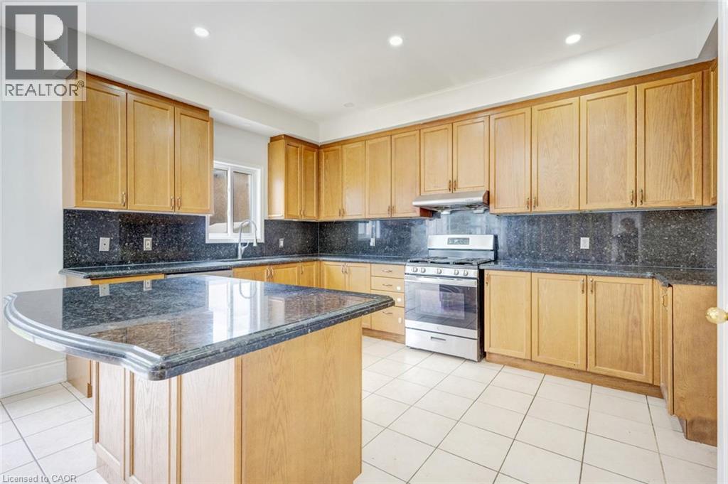 5 Freshspring Drive, Brampton, Ontario  L6R 3H6 - Photo 15 - 40849839