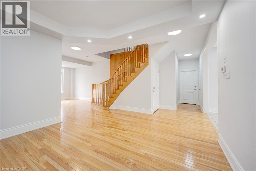 5 Freshspring Drive, Brampton, Ontario  L6R 3H6 - Photo 11 - 40849839