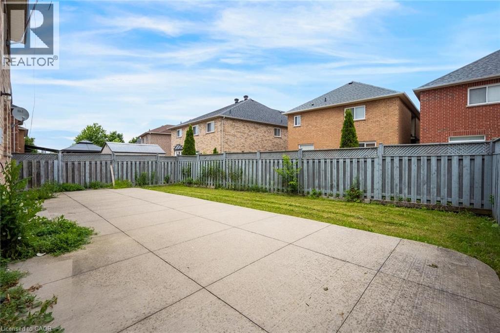 5 Freshspring Drive, Brampton, Ontario  L6R 3H6 - Photo 49 - 40849839