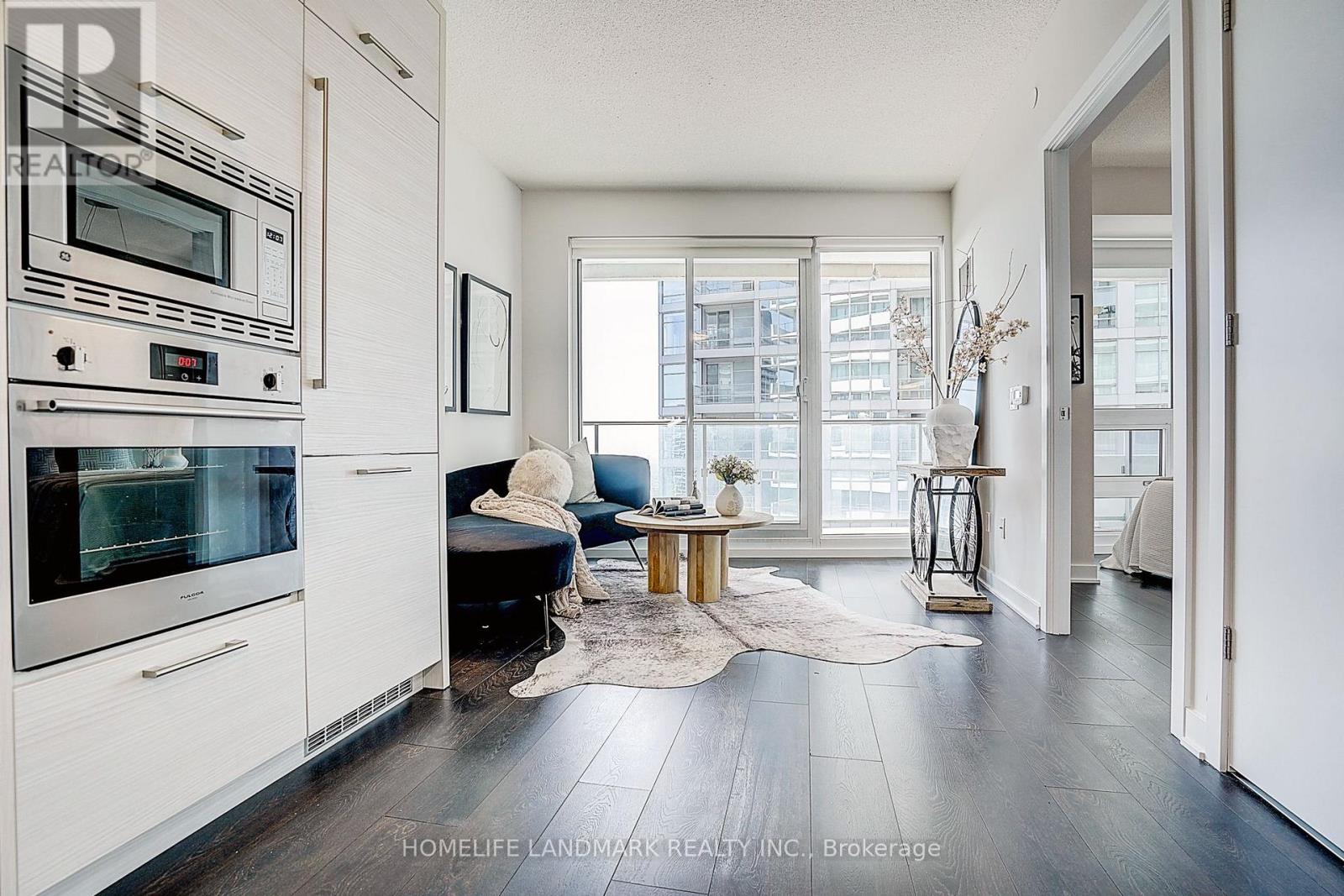 3304 - 2221 Yonge Street, Toronto, Ontario  M4S 2B4 - Photo 33 - C13712668