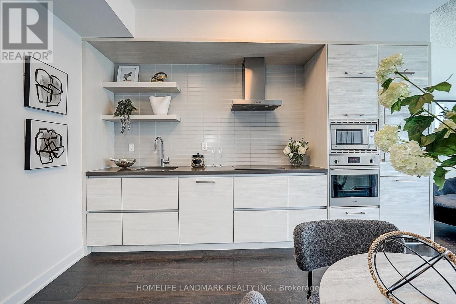 3304 - 2221 Yonge Street, Toronto, Ontario  M4S 2B4 - Photo 7 - C13712668
