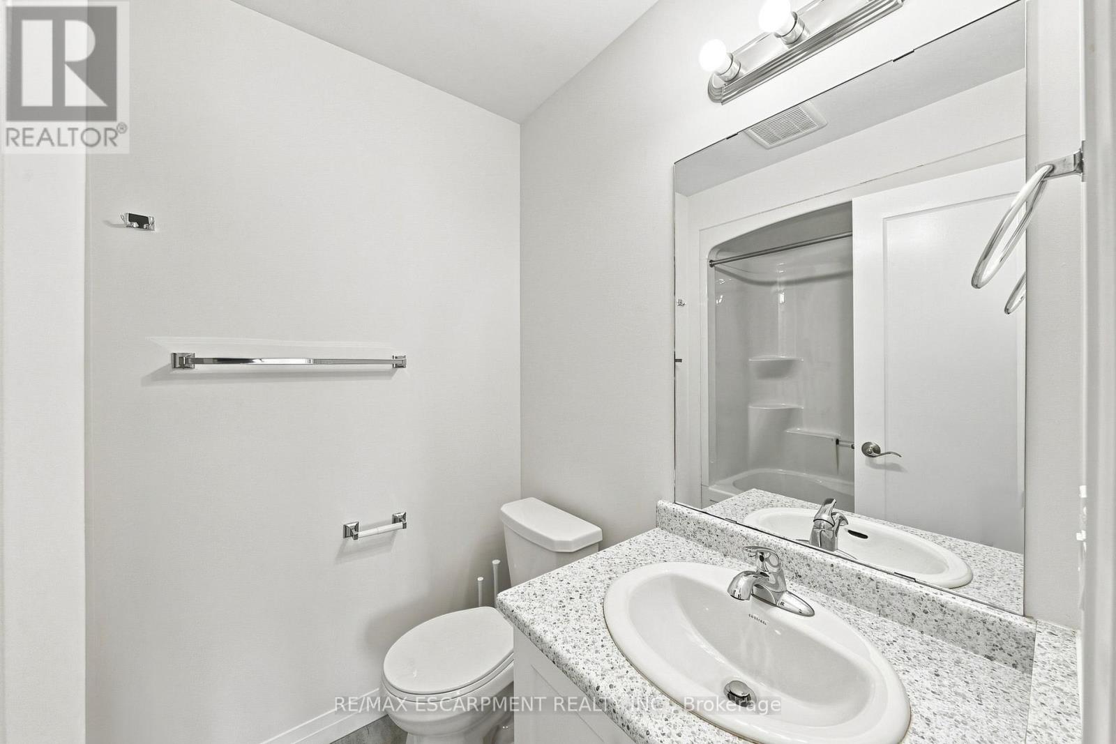 94 Laguna Village Crescent, Hamilton, Ontario  L0R 1P0 - Photo 14 - X13712148