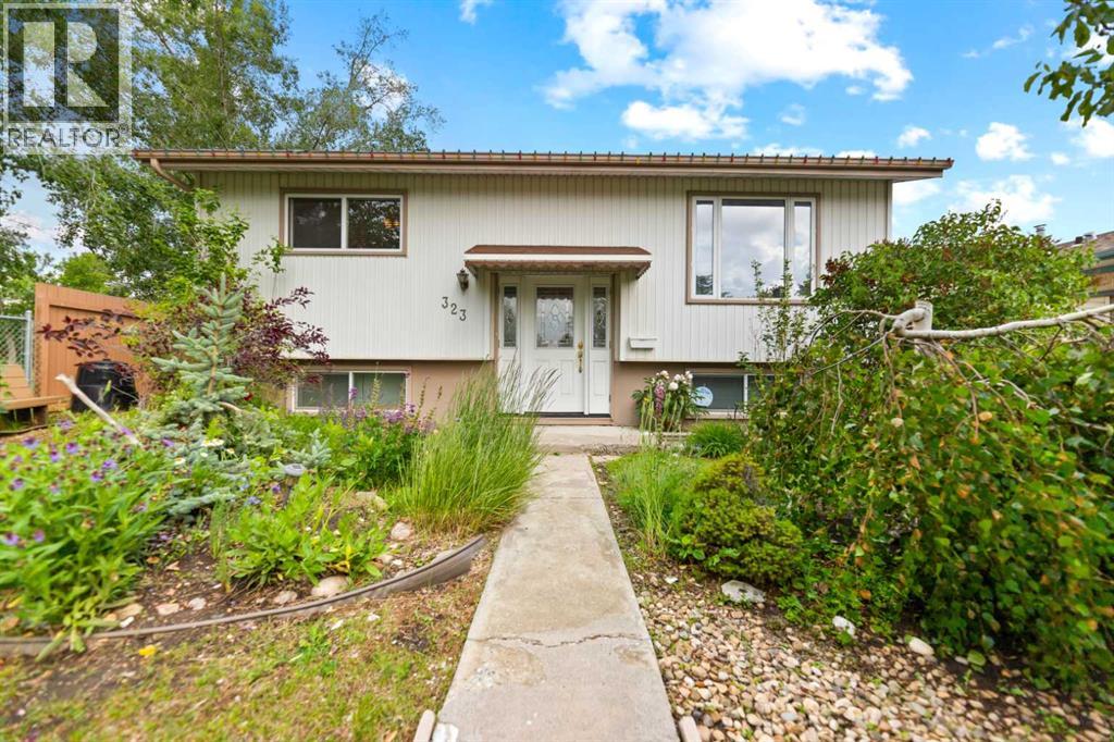 323 Maddock Crescent NE, Calgary, Alberta  T2A 3W7 - Photo 1 - A2325371