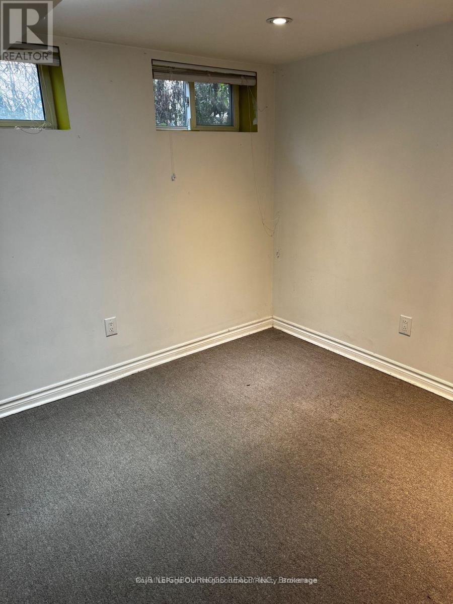 Bsmt - 105 Poyntz Avenue, Toronto (Lansing-Westgate), Ontario  M2N 1J3 - Photo 7 - C13720654