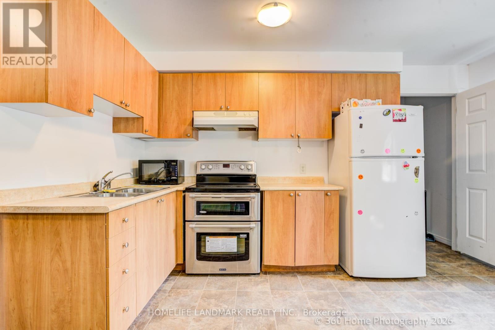 3 - 736 Kingston Road, Toronto, Ontario  M4E 1R7 - Photo 3 - E13720660
