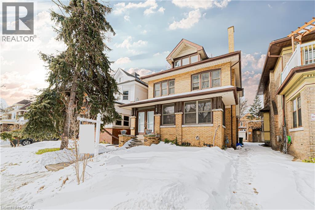 52 PROCTOR Boulevard, Hamilton, Ontario