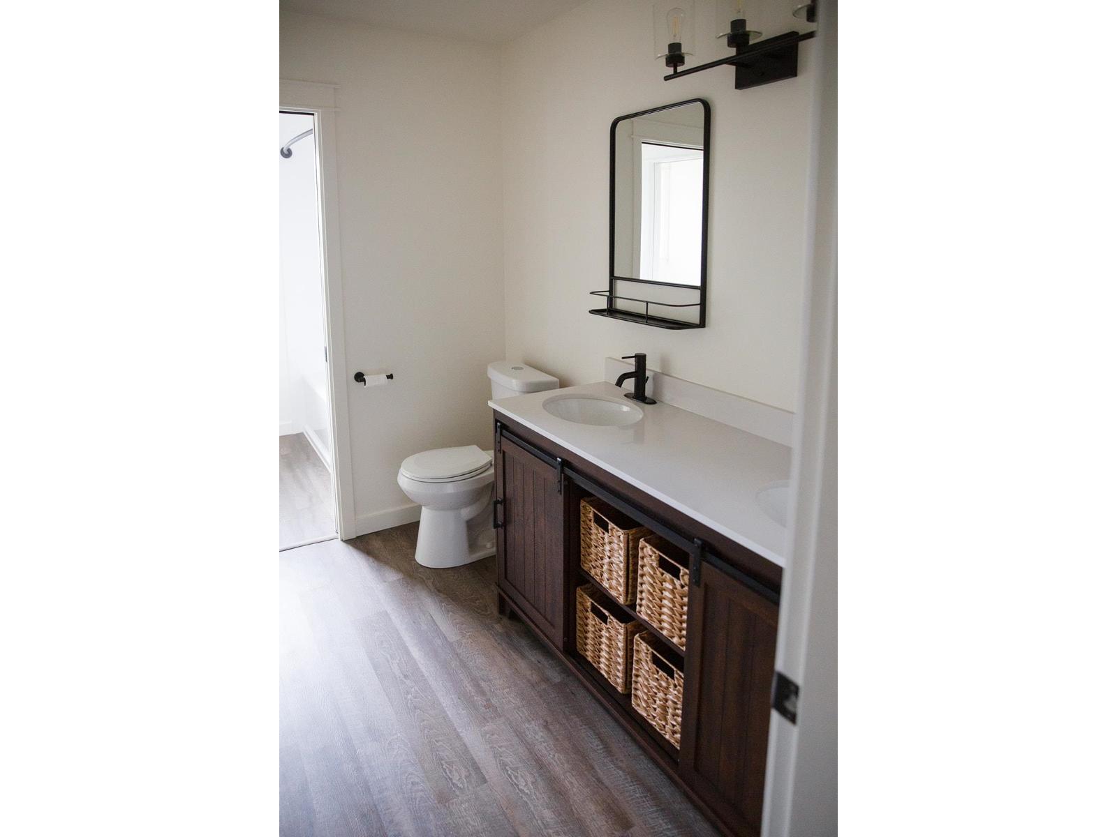 4064 198 Street, Langley, British Columbia  V3A 1E2 - Photo 9 - R3136716