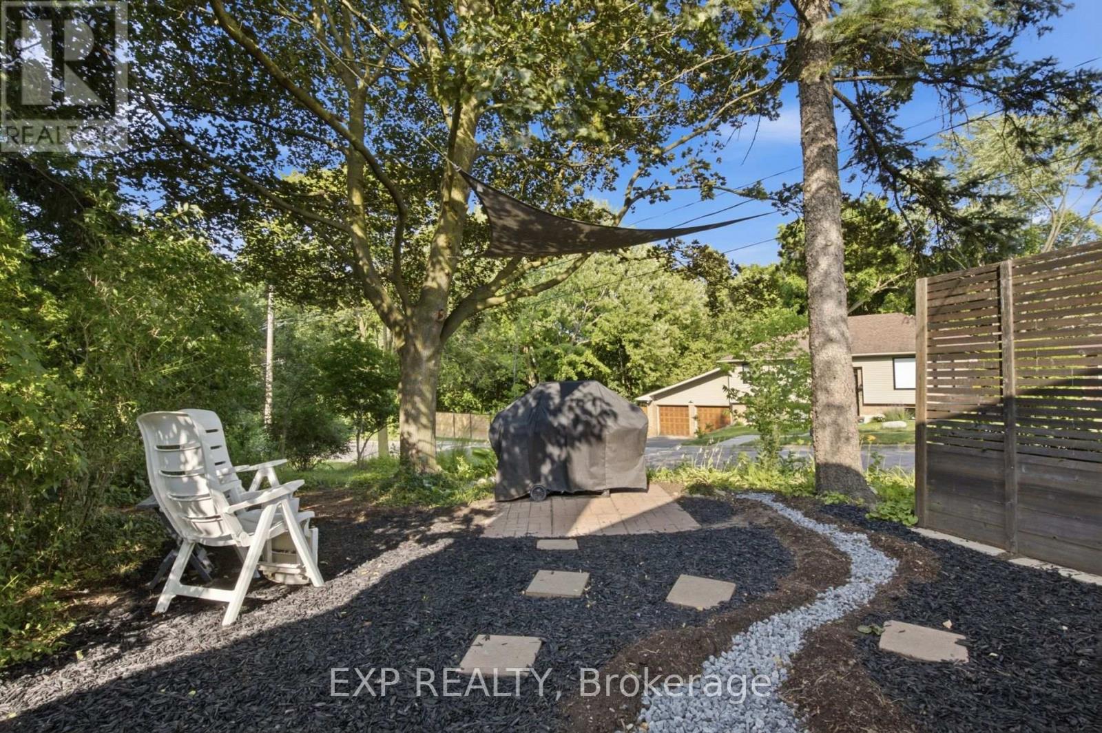 11 Summit Crescent, Guelph, Ontario  N1H 1S2 - Photo 41 - X13607454