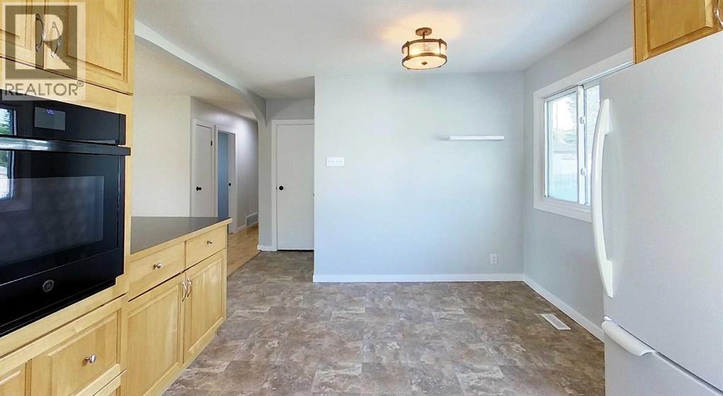 5320 12 Avenue, Edson, Alberta  T7E 1J8 - Photo 26 - A2321245