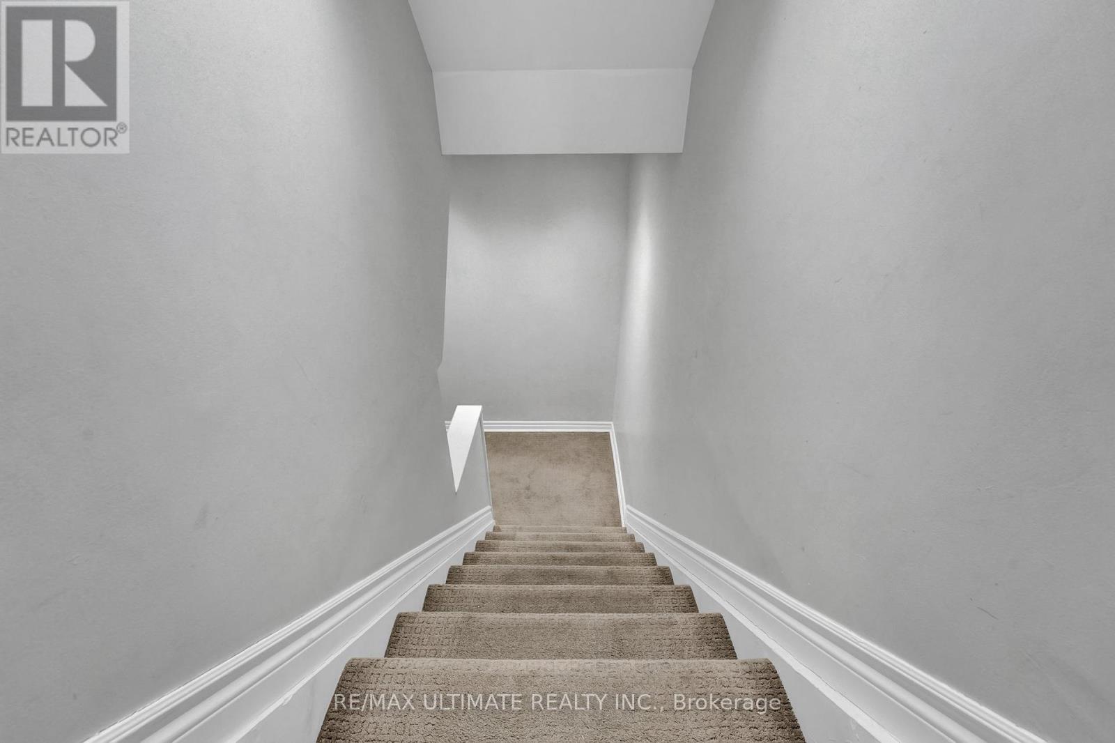 73 Bernard Avenue, Brampton, Ontario  L6Y 5S4 - Photo 23 - W13720674