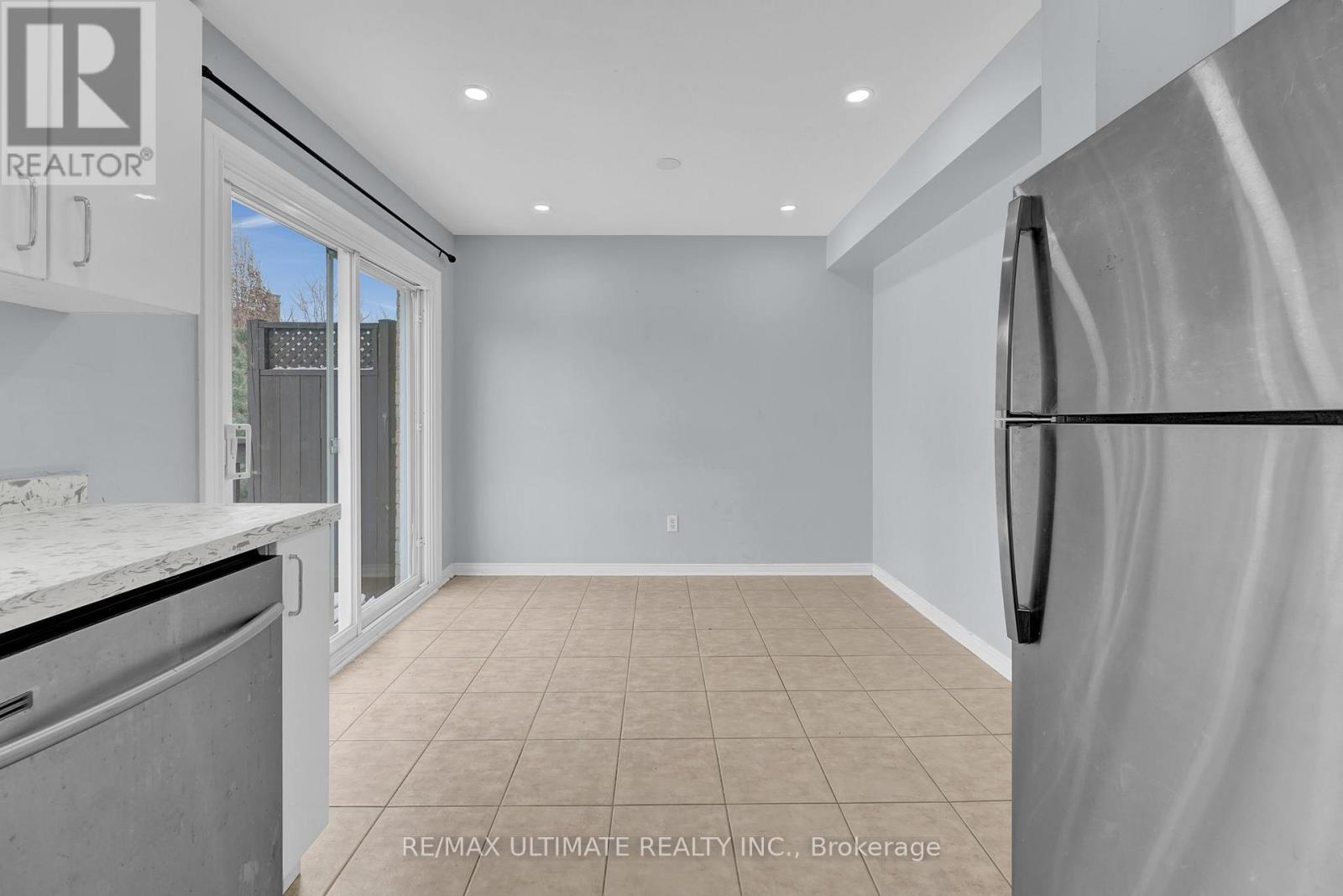 73 Bernard Avenue, Brampton, Ontario  L6Y 5S4 - Photo 6 - W13720674