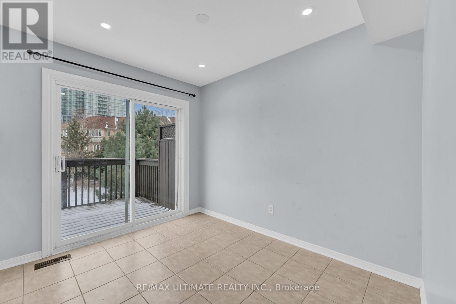 73 Bernard Avenue, Brampton, Ontario  L6Y 5S4 - Photo 7 - W13720674