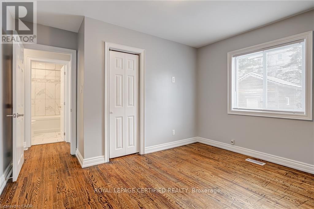 54 Duncombe Drive, Hamilton, Ontario  L9A 2G2 - Photo 14 - X13720678