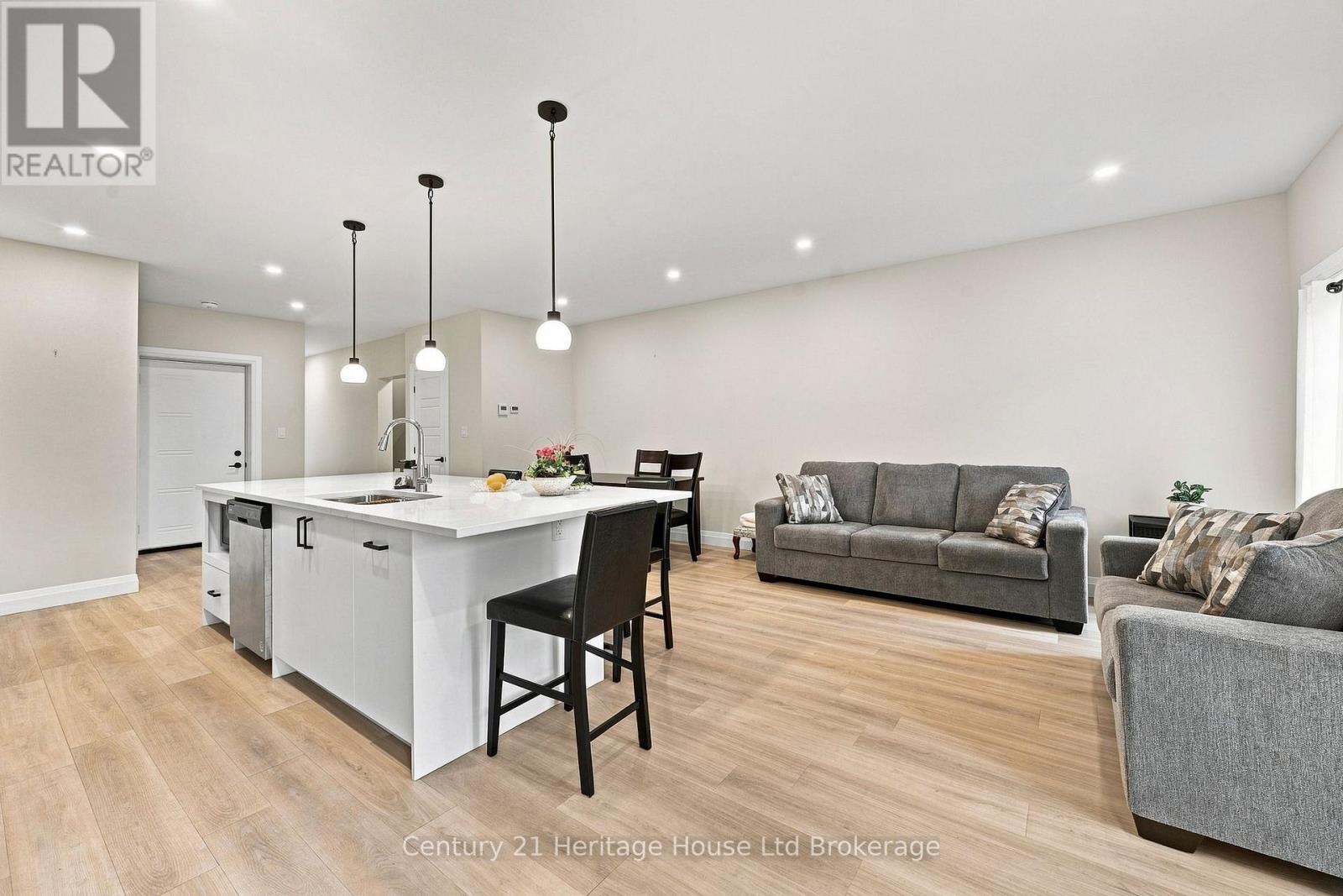1102 - 361 Quarter Town Line, Tillsonburg, Ontario  N5G 0K2 - Photo 7 - X13720712