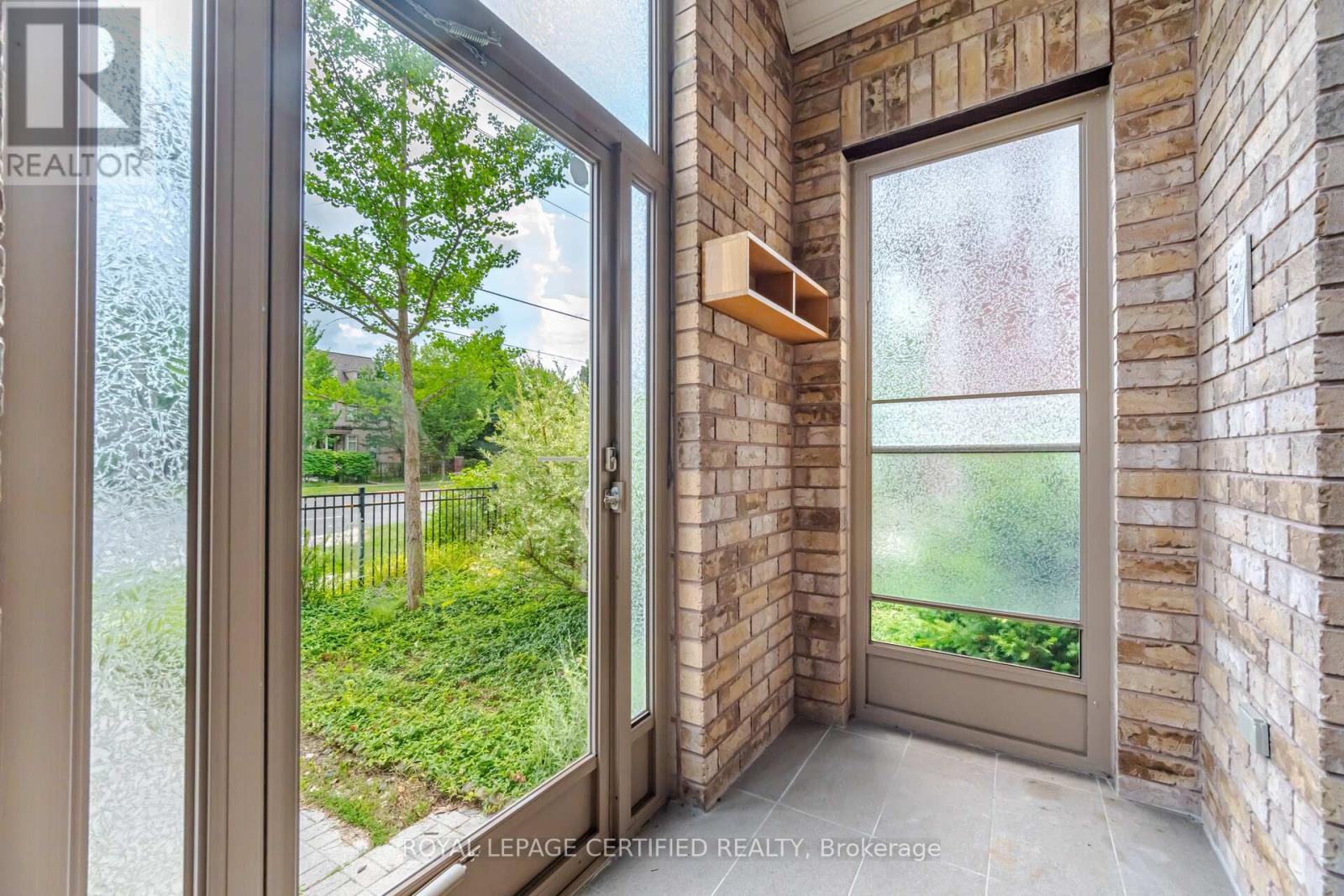 3555 Eglinton Avenue W, Mississauga, Ontario  L5M 7T3 - Photo 2 - W13720726