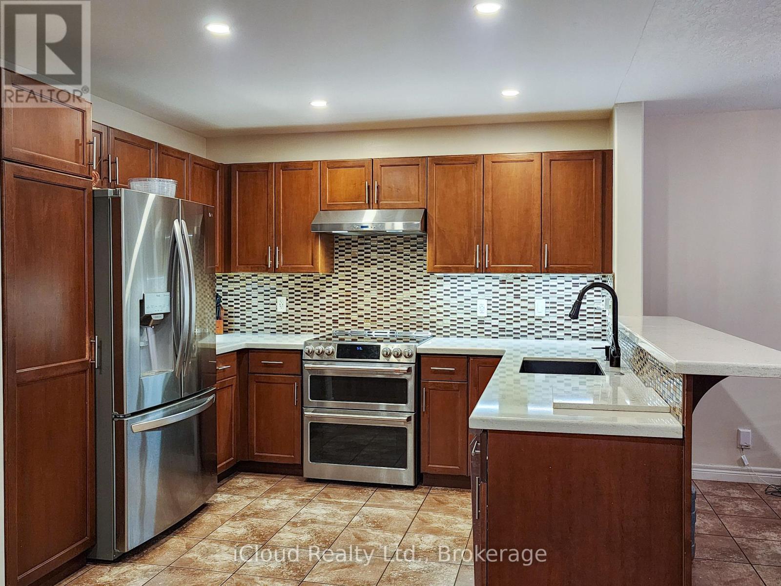 55 Magnificent Way, Hamilton, Ontario  L0R 1C0 - Photo 5 - X13720700