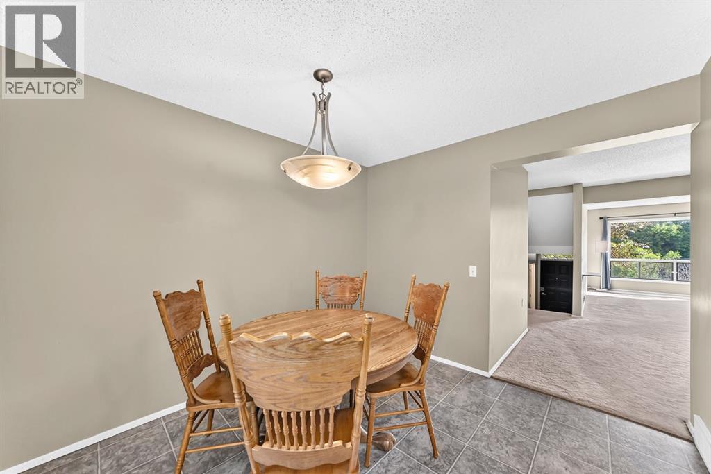 10, 3302 50 Street NW, Calgary, Alberta  T3A 2C6 - Photo 9 - A2339827
