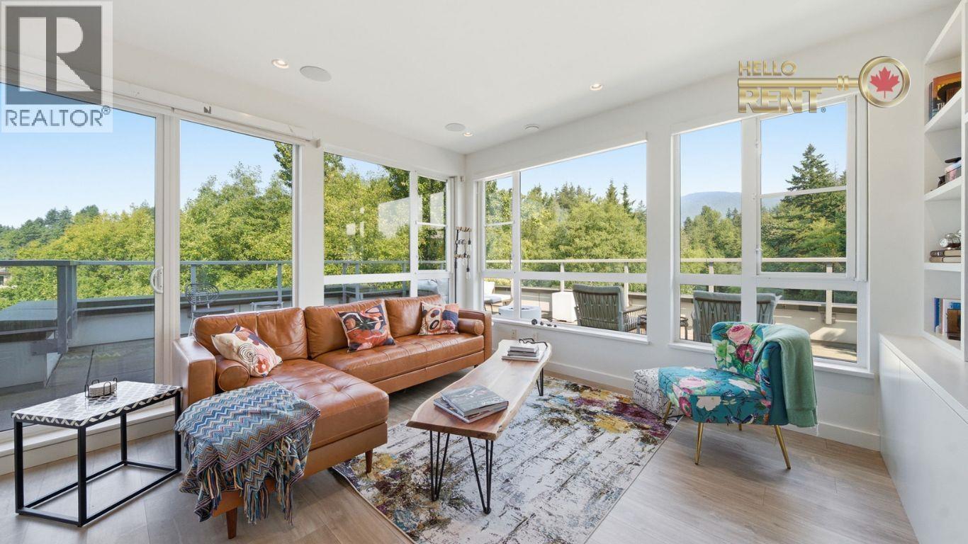 502 1621 Hamilton Avenue, North Vancouver, British Columbia  V7P 0B6 - Photo 2 - R3159580