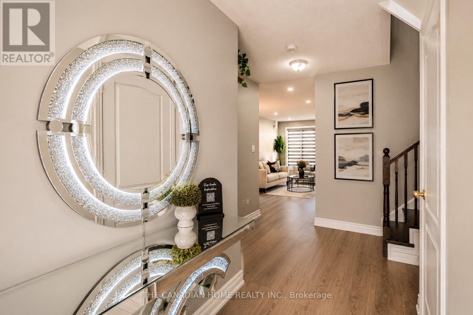 124 Tomabrook Crescent, Brampton, Ontario  L6R 0V5 - Photo 3 - W13720740