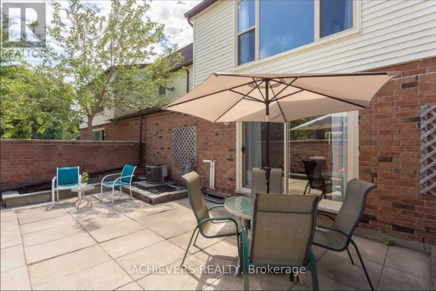770 Fanshawe Park Road E, London North, Ontario  N5X 1L5 - Photo 2 - X13632296