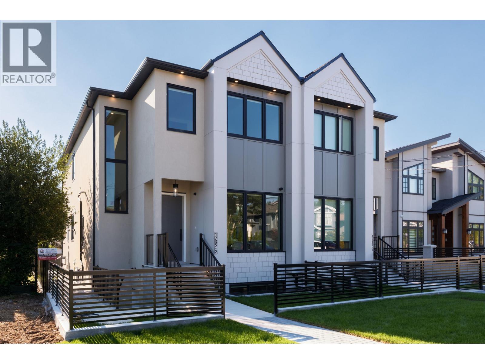 2 1735 BLAINE AVENUE, Burnaby, British Columbia
