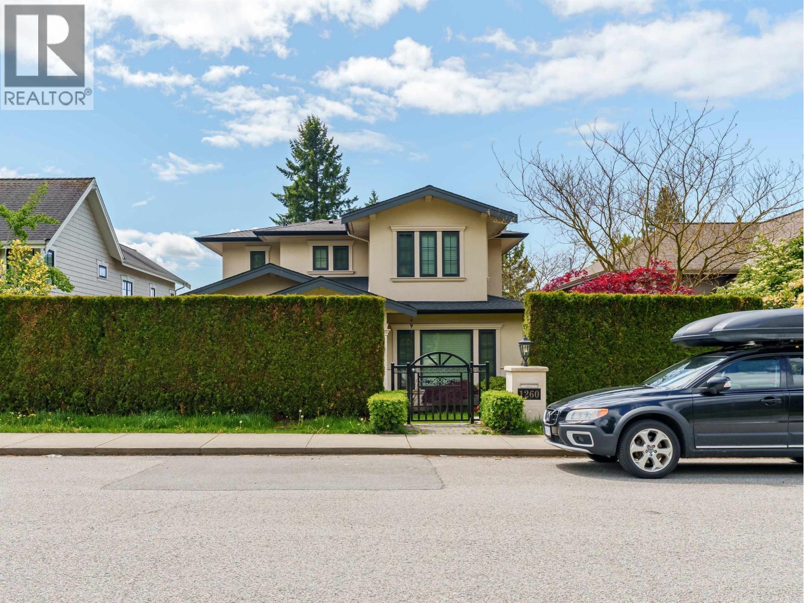 1260 KINGS AVENUE, West Vancouver, British Columbia