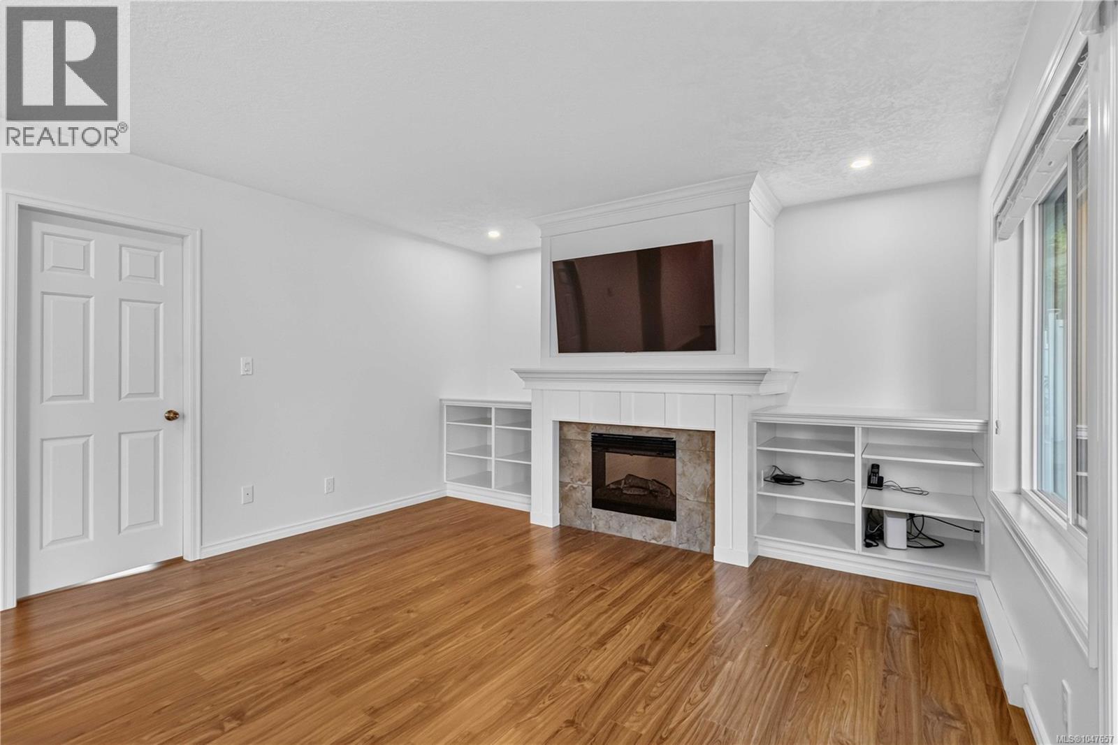 9 3966 Cedar Hill Cross Rd, Saanich, British Columbia  V8P 5R4 - Photo 11 - 1047657