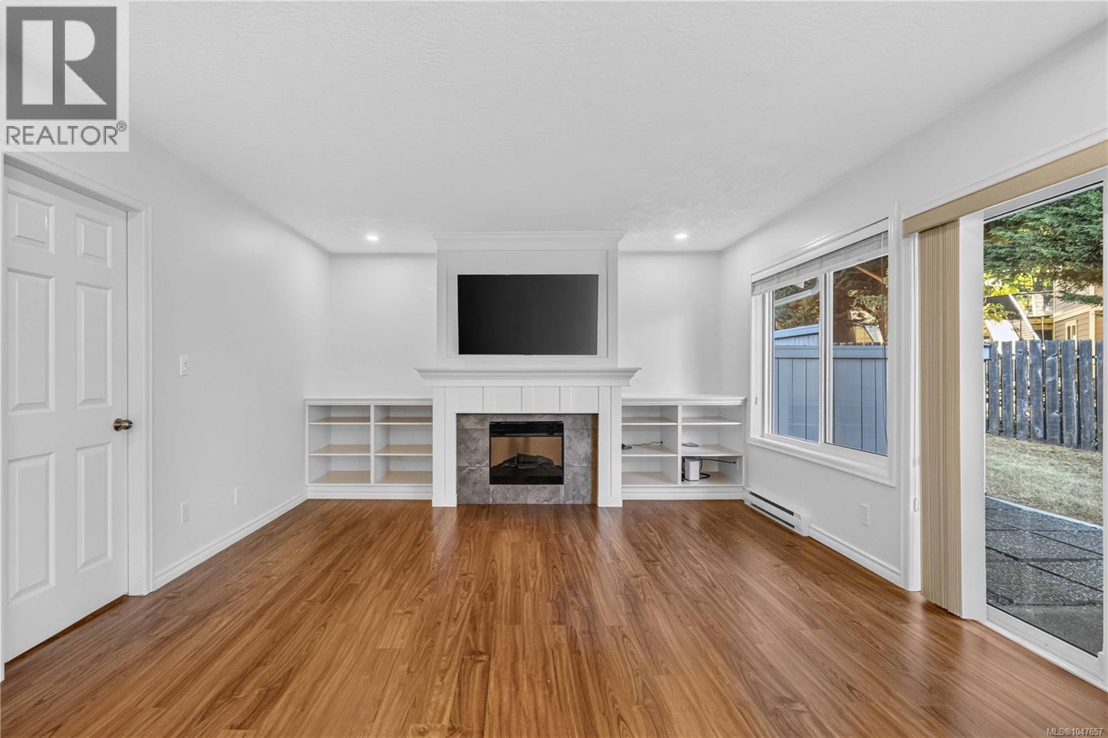 9 3966 Cedar Hill Cross Rd, Saanich, British Columbia  V8P 5R4 - Photo 10 - 1047657