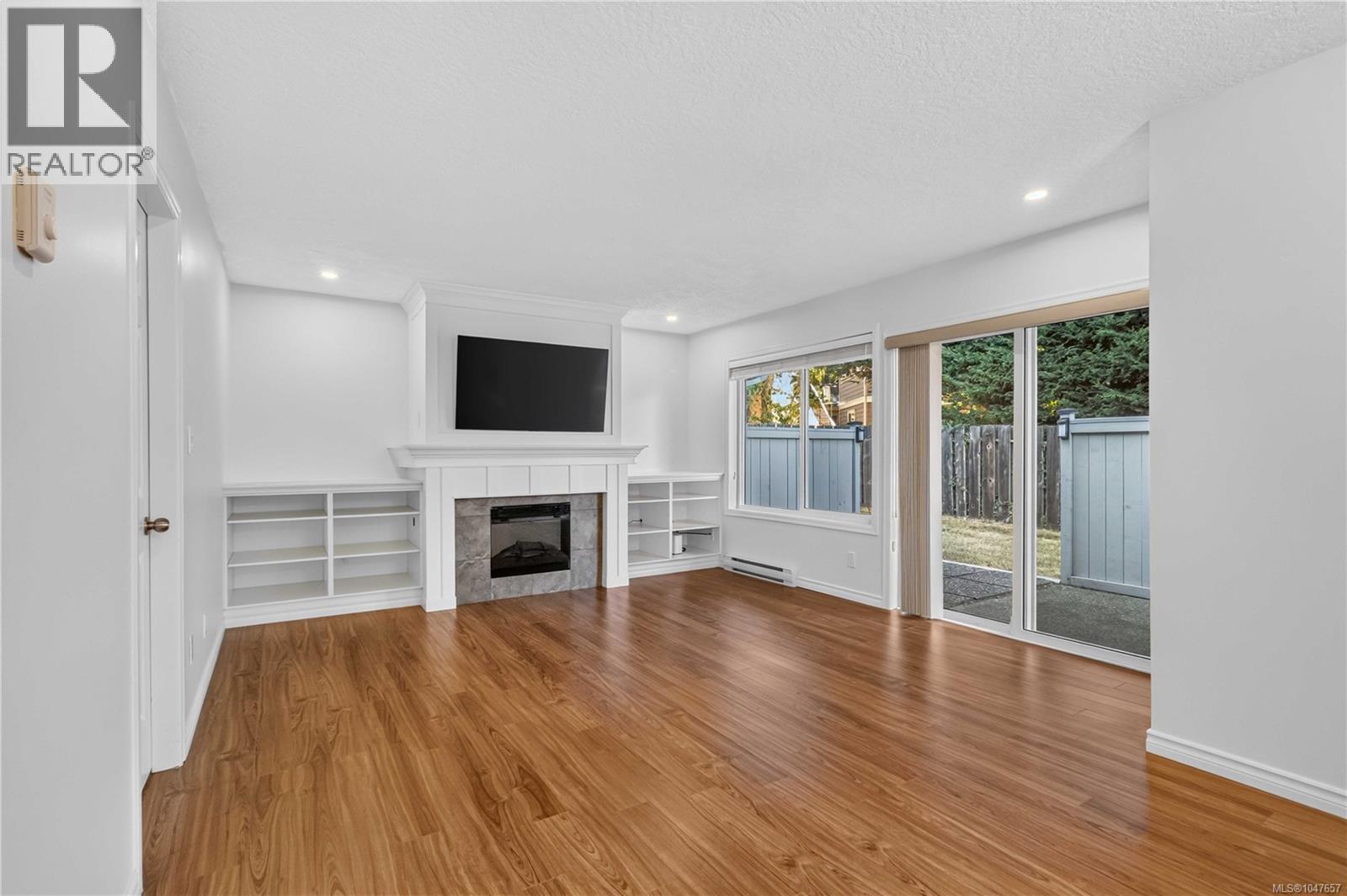9 3966 Cedar Hill Cross Rd, Saanich, British Columbia  V8P 5R4 - Photo 8 - 1047657