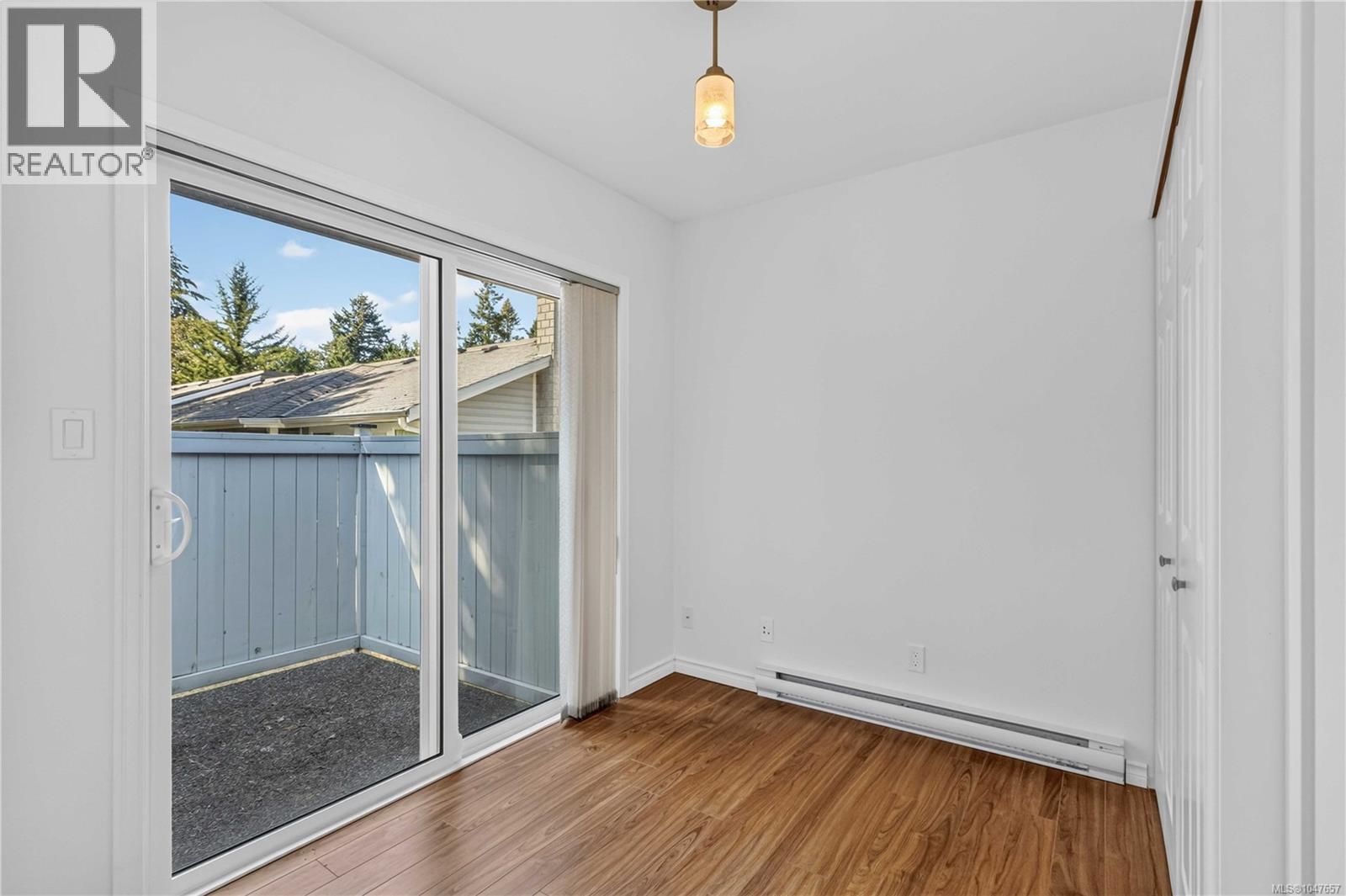 9 3966 Cedar Hill Cross Rd, Saanich, British Columbia  V8P 5R4 - Photo 28 - 1047657