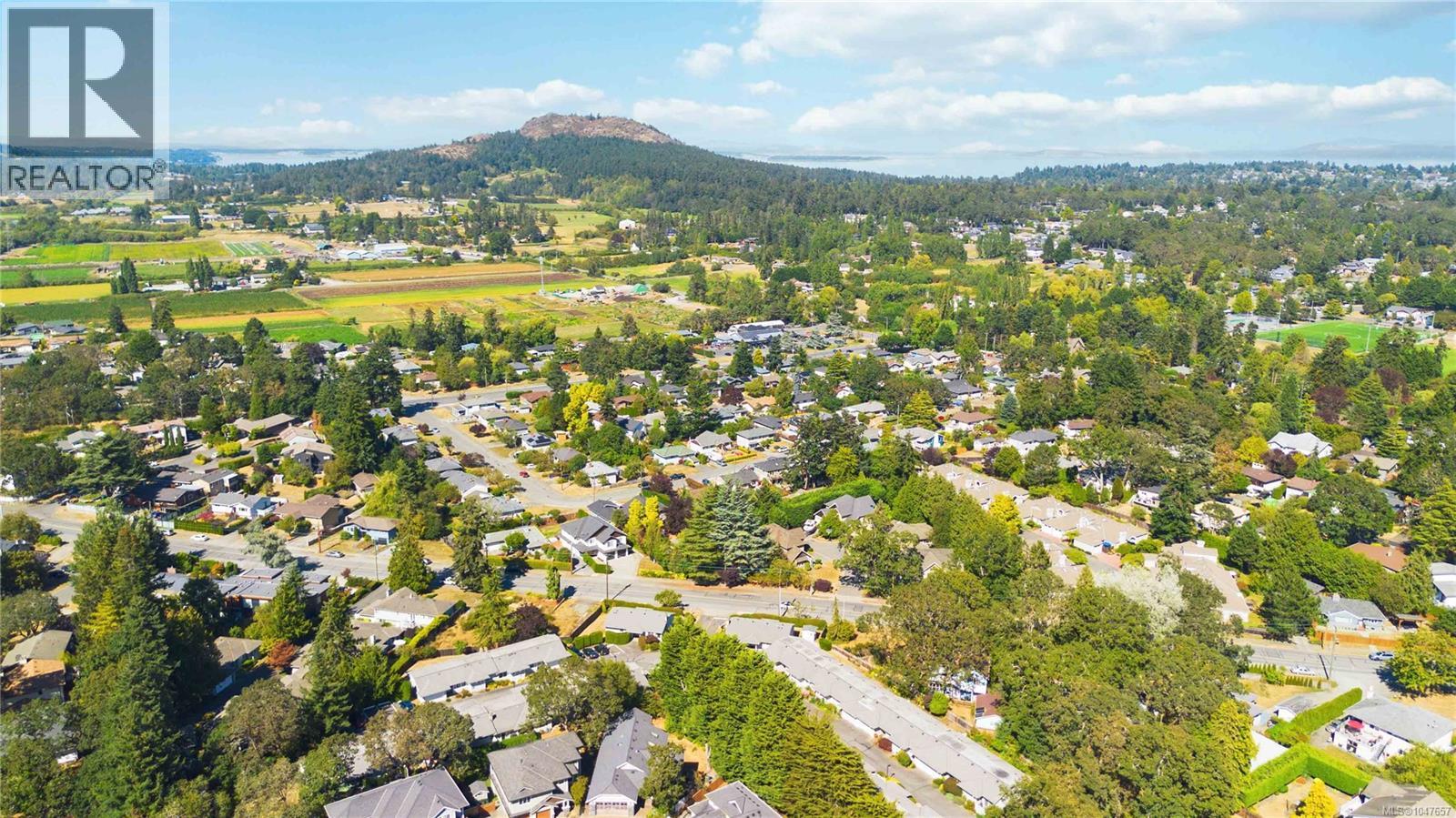 9 3966 Cedar Hill Cross Rd, Saanich, British Columbia  V8P 5R4 - Photo 48 - 1047657