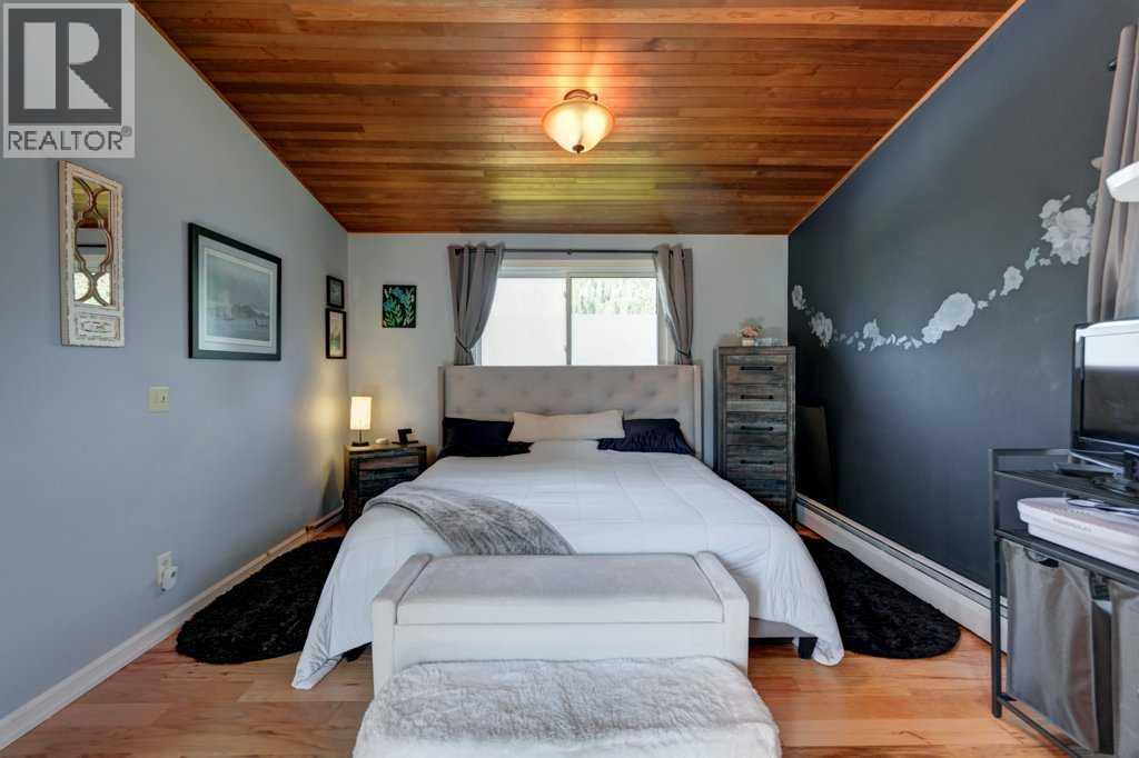 128 Chinook Drive Sw, Calgary, Alberta  T2V 2P9 - Photo 23 - A2340246