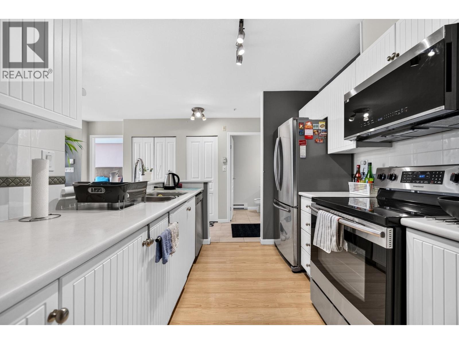 422 12639 No.2 Road, Richmond, British Columbia  V7E 6N6 - Photo 10 - R3159042