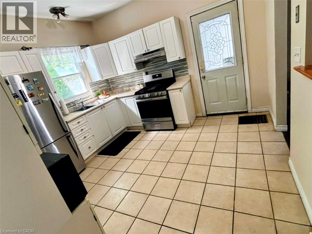 81 Grey Street, Brantford, Ontario  N3T 2T4 - Photo 12 - 40853727