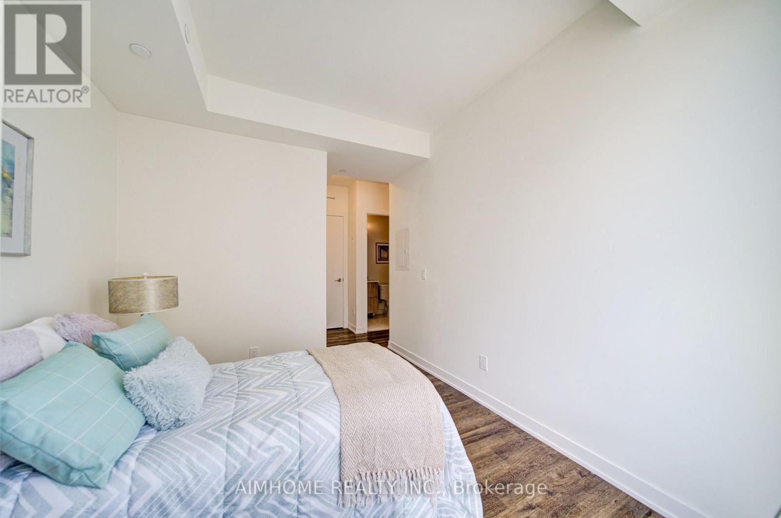 829 - 2 David Eyer Road E, Richmond Hill, Ontario  L4S 0N6 - Photo 13 - N13720766