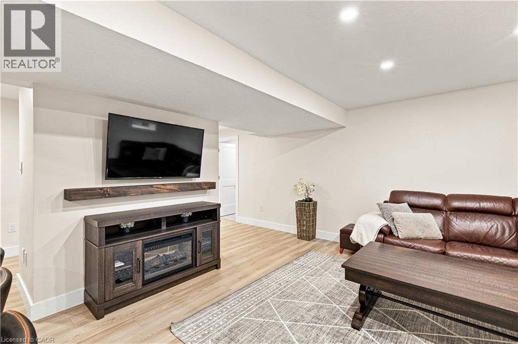 62 Corfield Drive, Kitchener, Ontario  N2A 3W9 - Photo 44 - 40858810
