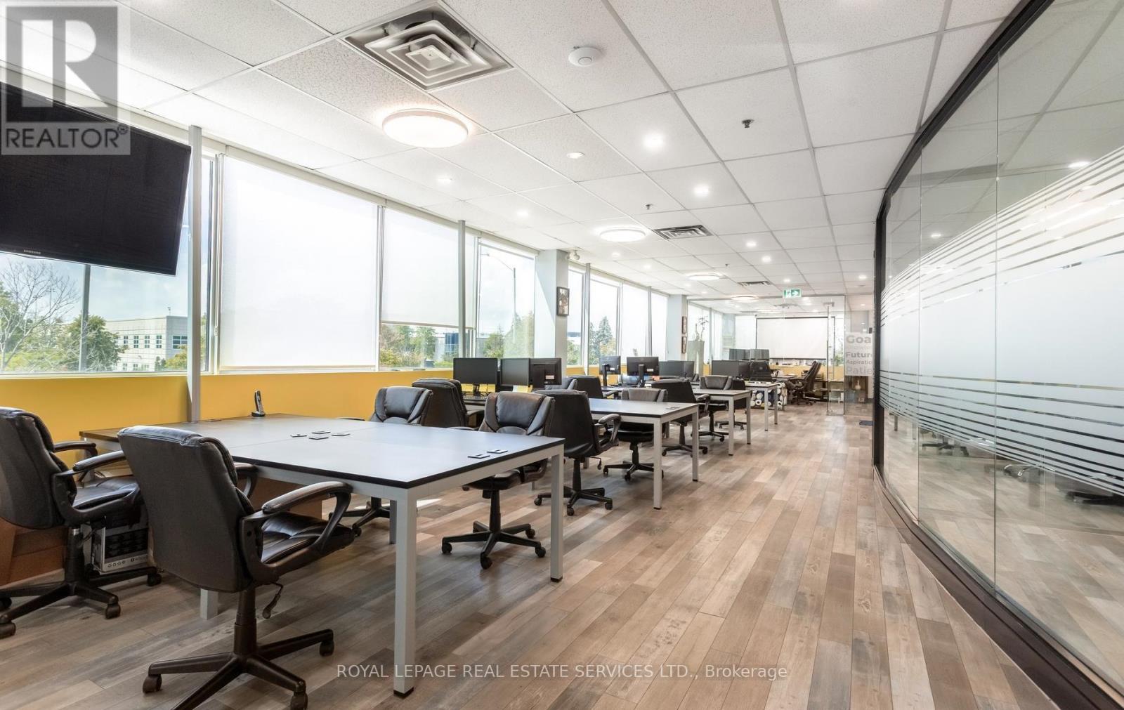 215-216 - 2550 Matheson Boulevard E, Mississauga, Ontario  L4W 4Z1 - Photo 13 - W13698386
